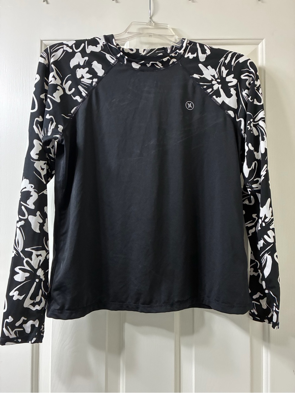 Hurley Black Long-Sleeve Rash Guard with White Floral Sleeves UPF 50+